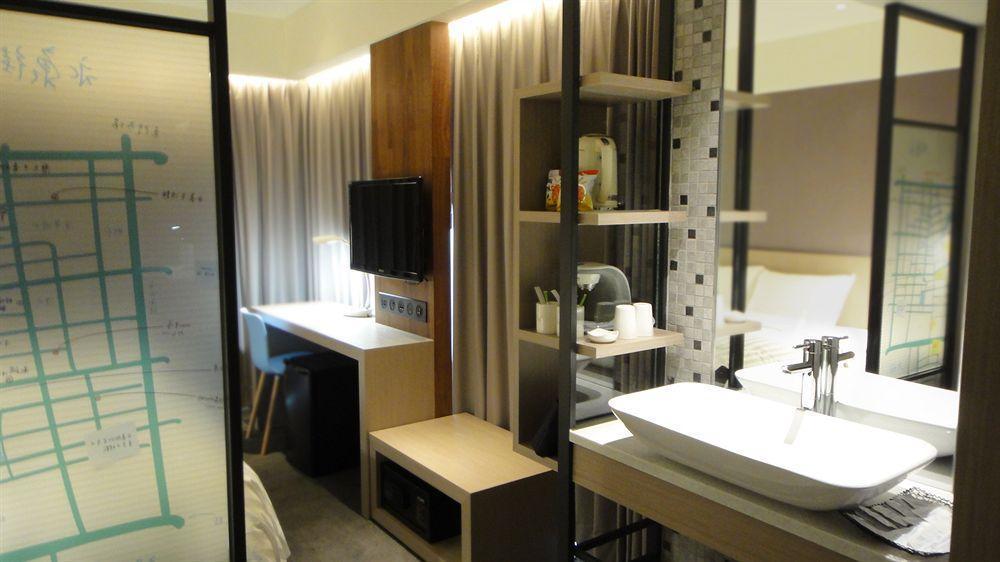 Chaiin Hotel - Dongmen Taipei Exteriör bild