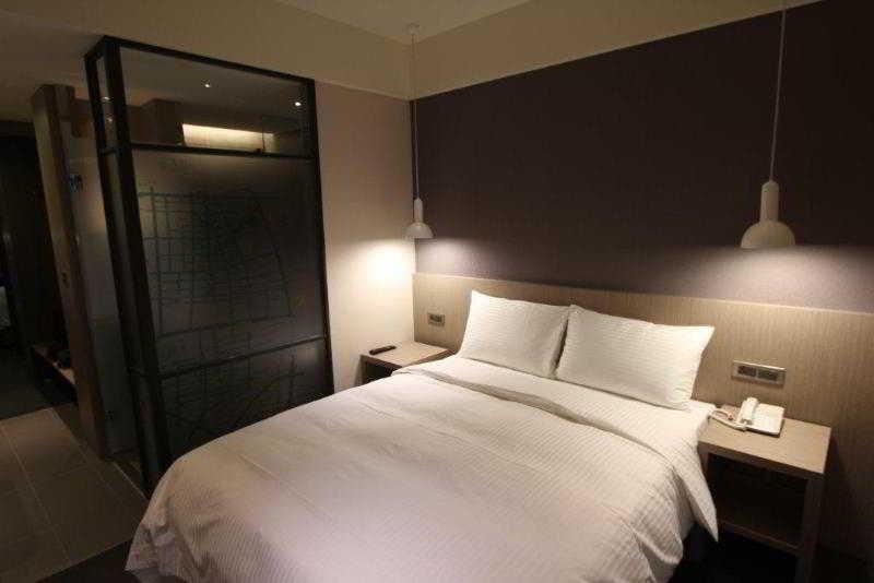 Chaiin Hotel - Dongmen Taipei Exteriör bild